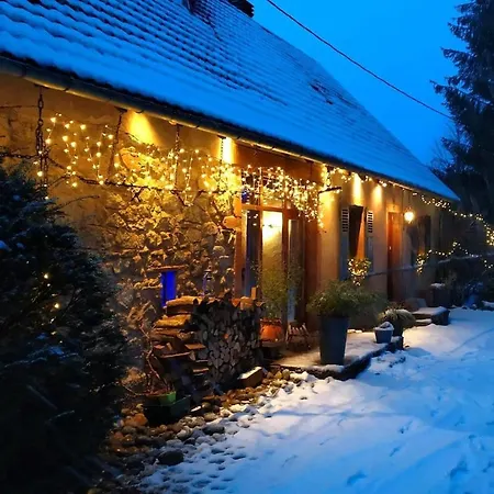 De Charme Classe 3 Etoiles Dans Ferme Du Xixe Restauree Apartment